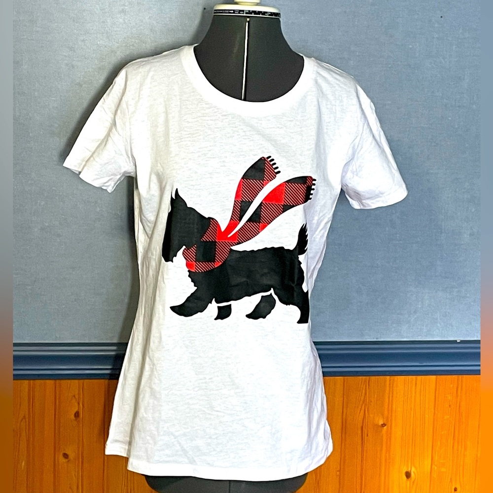 🔥3 for $15 Sale- White tee with Scottish Terrier